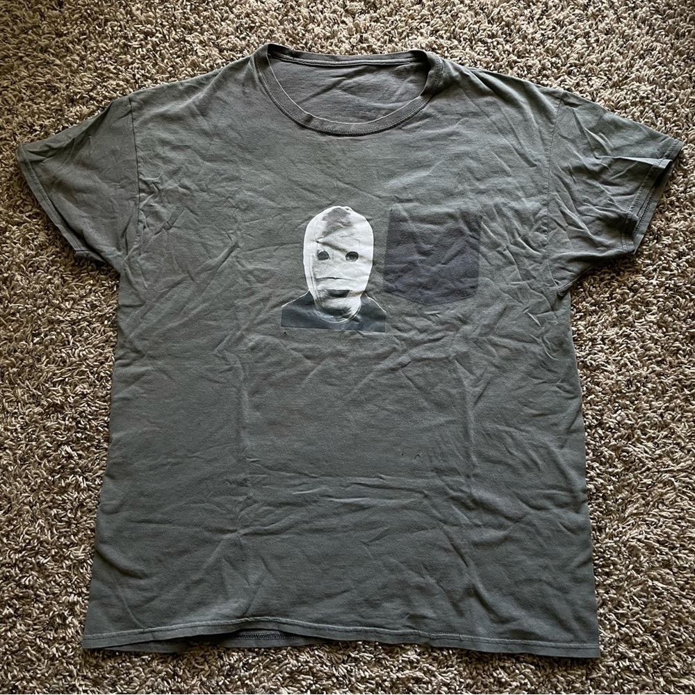 bandage face tee
